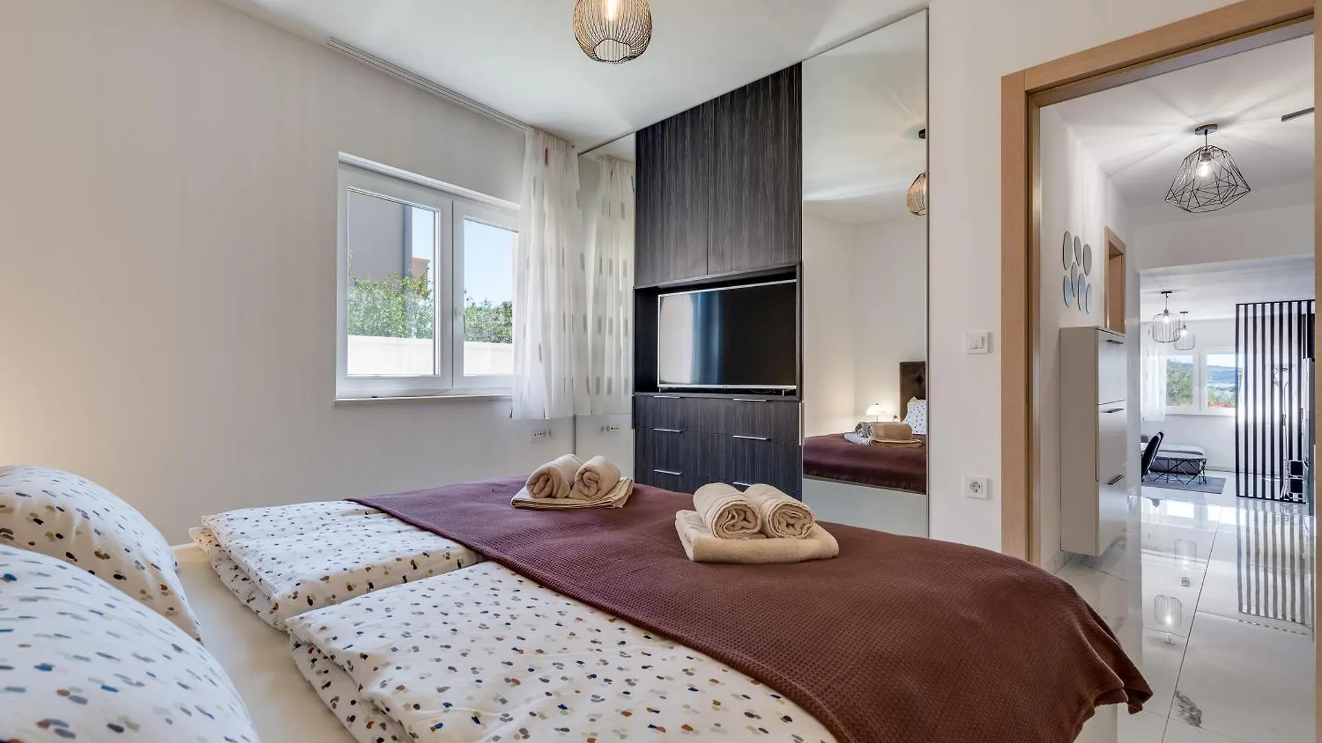 סבטי פיליפ אי ג'קוב Summer Dream Apartment  סבטי פיליפ אי ג'קוב