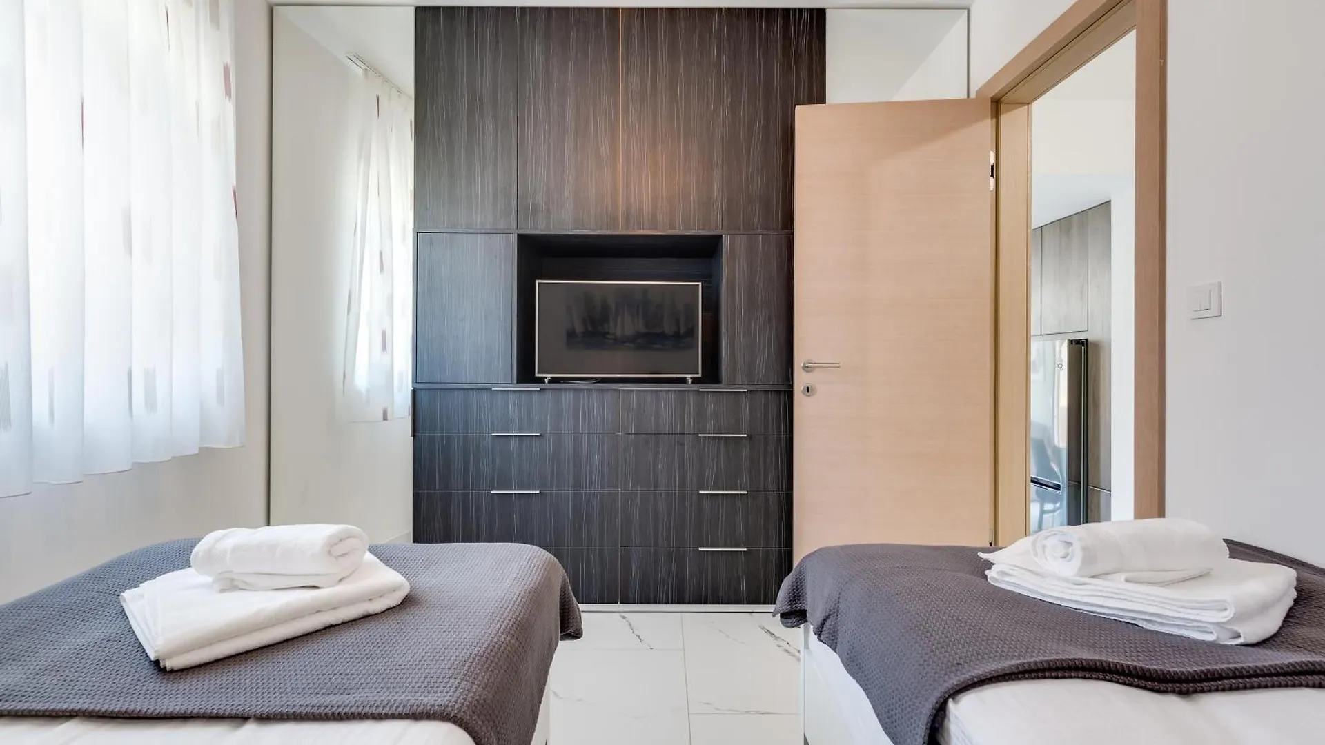 סבטי פיליפ אי ג'קוב Summer Dream Apartment סבטי פיליפ אי ג'קוב