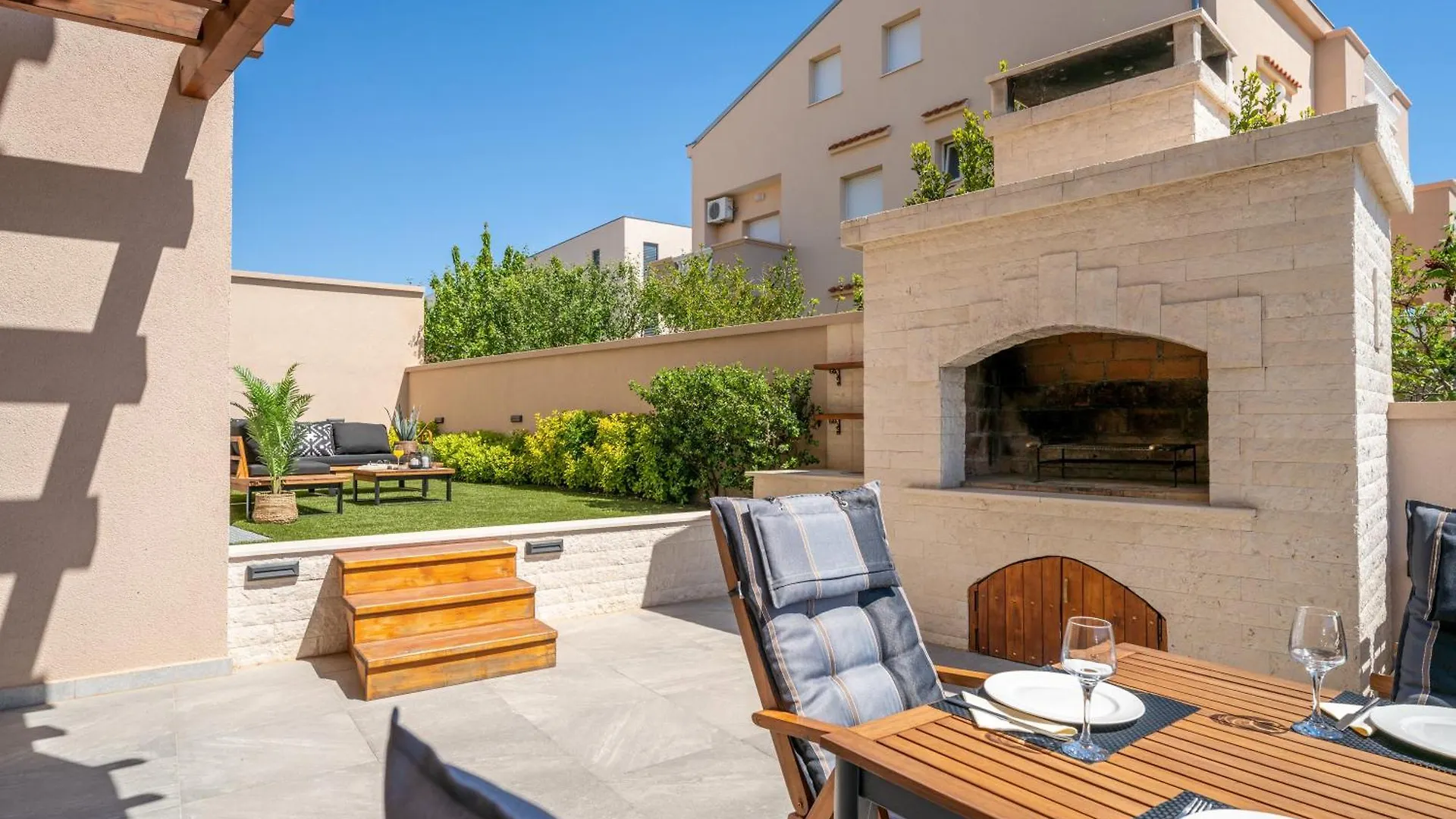 סבטי פיליפ אי ג'קוב Summer Dream Apartment סבטי פיליפ אי ג'קוב